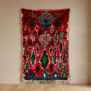 Tapis Boucharouite marocain fait main, motif géométrique rouge, style bohème, tapis épais à poils moyens en laine avec support en jute pour salon - Product Image 4
