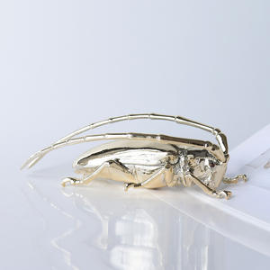 Mode Offre Spéciale Lumière De Luxe En Métal Insecte Ornements Salon Bureau Bureau Or Beetle Fer Décoration - Product Image 1
