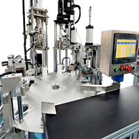 Machine de remplissage automatique de produits chimiques de haute précision 10:1 de 825 ml, avec servomoteur, contrôle PLC par écran tactile, conception anti-fuite et nettoyage facile