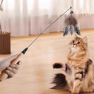 Juguete Interactivo para Perros al por Mayor, Varita de Plumas Resistente, Juguete para Mascotas de Alta Calidad con Diseño Clásico de Dibujos Animados - Product Image 2