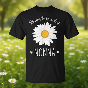 Camiseta Blessed To Be Called Nonna Daisy Flower, regalo para el día de la madre - Product Image 3