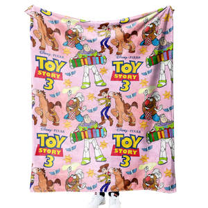 Manta de franela personalizada OEM con estampado de dibujos animados de la película The Toys, con logotipo, de poliéster, cálida y suave, para sofá, para el invierno. - Product Image 2