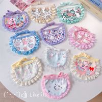 Écharpe de cou pour chat en polyester avec décoration en peluche ours en dentelle de dessin animé, collier bavoir pour animaux de compagnie toutes saisons, cadeau d'anniversaire/de Noël