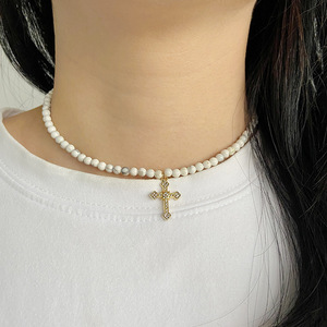 Nouveau collier minimaliste en pierres naturelles avec croix chrétienne, style rétro simple, luxe léger, nouveau style, collier en pierres précieuses pour homme et femme - Product Image 1