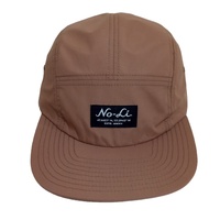 Casquette en nylon à 5 panneaux personnalisée, casquette à visière plate non structurée à 5 panneaux, casquette avec patch brodé