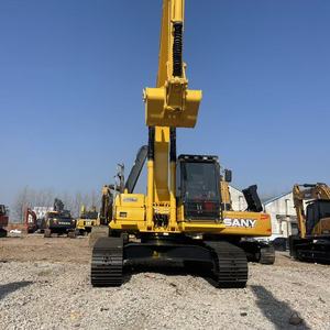 Excavatrice sur chenilles Komatsu PC240LC-8M0 d'occasion, 123 kW, 25 tonnes, bon état - Product Image 2