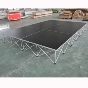 Escenario Portátil Ligero de Aluminio para Eventos al Aire Libre con Fácil Montaje y Certificación CE - Product Image 1