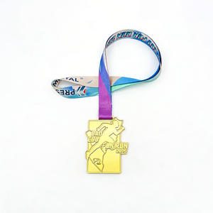 Медаль для семейного велосипедного соревнования — 3D-дизайн двух велосипедов, тема «Ангел и любовь», пирамида, цинковый сплав, с именем семьи на заказ, подарок - Product Image 3