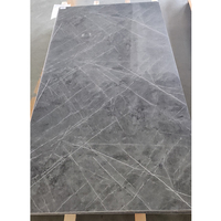 Panel de Pared Moderno de PVC con Acabado Brillante UV de 2.8mm, Resistente al Fuego con Clasificación B1, con Garantía de 5 Años para Aplicaciones en Hoteles