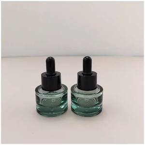 Bouteilles compte-gouttes en verre vert foncé de haute qualité 30ml 50ml Tubes d'emballage d'huile de massage d'huile essentielle de sérum de soin de la peau - Product Image 3