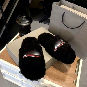 Zapatillas de plataforma de invierno para mujer, pantuflas de interior multicolor para dama, suaves y esponjosas con bordado, pantuflas cálidas de piel. - Product Image 2