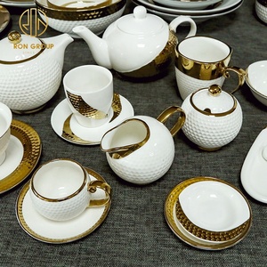 Juego de Tazas de Té de Porcelana Creativas de Forma Redonda en Color Blanco <span class=keywords><strong>y</strong></span> Dorado para Restaurante de Lujo, <span class=keywords><strong>Plato</strong></span> de Cerámica, <span class=keywords><strong>Taza</strong></span> de <span class=keywords><strong>Café</strong></span> <span class=keywords><strong>y</strong></span> Platillo de Cerámica - Product Image 6