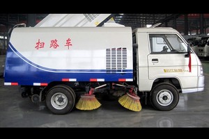 Piccolo Camion Compattato per Pulizia Stradale con Serbatoio d'Acqua ad Alta Pressione, Motore, Pompa, Cambio e Ingranaggi - Product Image 3