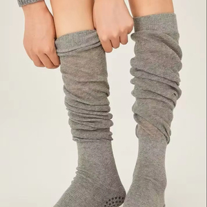 Chaussettes au genou tricotées Pilates pour femmes Style académique Long Stretch bas au genou bas de manchette pour l'automne pour les filles jeunes - Product Image 1