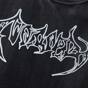 Camiseta Retro de Manga Corta para Hombre, Nuevo Diseño con Detalles Desgastados y Rasgados con Lámina Plateada, 100% Algodón - Product Image 3