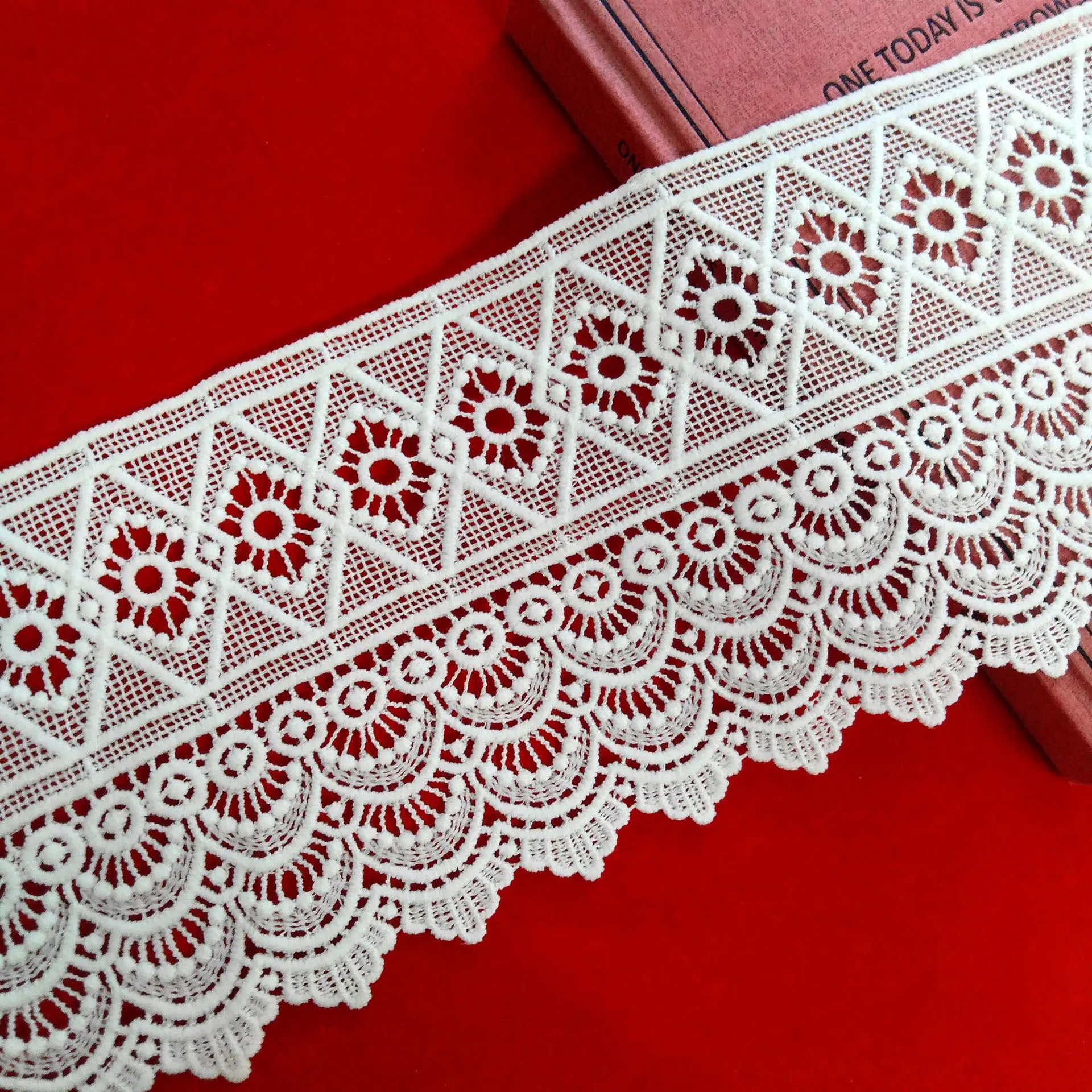 High quality 12cm milk silk lace polyester chemical lace trim guipure border lace trim for garment accessories