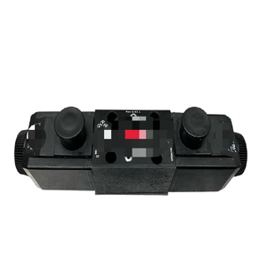 ตัวควบคุมโซลินอยด์วาล์วแบบทิศทาง Plc DG4V-3-6C-M-U-H7-60 507848 - Product Image 1