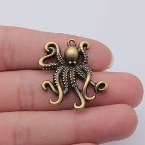 Pendentif Pieuvre Tentacule Bouclé 34x31mm en Alliage de Zinc Argent Vieilli pour Colliers Ras-du-Cou Style <span class=keywords><strong>Tatouage</strong></span> Nautique - Product Image 5