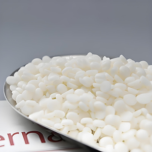 Vela perfumada de cera de soja ecológica personalizada de fábrica Número blanco a granel y forma de escamas para regalos de bricolaje - Product Image 2