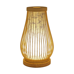 Lampe de table d'ambiance rechargeable de style japonais rétro pour chambre d'hôtel, salon de thé, lampe de sol décorative antique tressée HM-BO-R28 Japonaise - Product Image 1