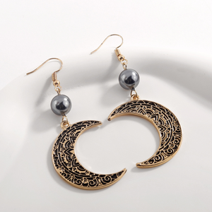 Pendientes de Perlas Naturales de Nácar con Forma de Luna Vintage, Textura Metálica de Aleación Blanca para Mujer, Lujo - Product Image 4