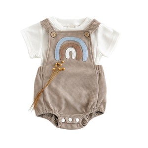 Romper de Punto Floral Unisex para Recién Nacidos y Bebés Pequeños - Product Image 1