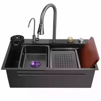 Évier de cuisine en acier inoxydable noir avec robinet cascade, robinet extractible et accessoires multifonctions