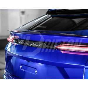 Embellecedor de tapa de maletero trasero de fibra de carbono seco para Lamborghini URUS - Product Image 4