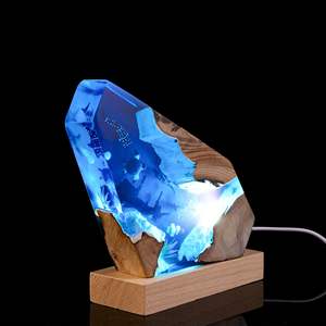 Lampe Océanique en Résine à Commande Tactile, Veilleuse Ambiante avec Pile AAA, Design Plongeur Requin pour Décoration Intérieure - Product Image 6