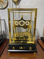 Horloge de table mécanique à mouvement à billes oscillantes en laiton poli 12s de conception nouvelle avec base à tiroir