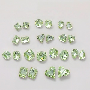 <span class=keywords><strong>Uñas</strong></span> Postizas Paso Sico, Estilo Cristal, Color Verde Oliva Claro, Base Puntiaguda, <span class=keywords><strong>Centro</strong></span> Elíptico, Ángulo Recto, Uña Ancha - Product Image 1