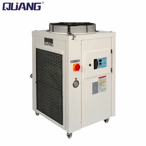 Refrigeratore d'acqua industriale con termostati a vite raffreddati ad aria per l'industria delle materie plastiche