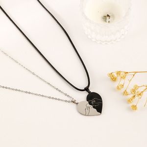 Collier Pendentif Couple Simple et Tendance 2 Pièces/Ensemble : Chaîne d'Amour Demi-Cœur <span class=keywords><strong>Empreinte</strong></span> <span class=keywords><strong>Digitale</strong></span> en Acier Inoxydable pour Amoureux - Product Image 2