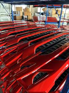 משאית יפנית חלקי משאית קנטון סוחרי איכות גבוהה צבעים מותאם אישית grille אדום עבור <span class=keywords><strong>isuzu</strong></span> npr nr <span class=keywords><strong>nhr</strong></span> 700p p - Product Image 3