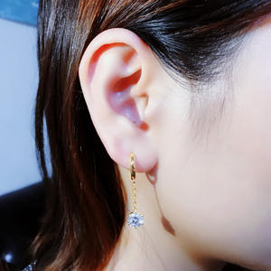 Daline Orecchini pendenti in oro con cristalli rotondi con montatura a griffe, gioielli di moda da donna, stile classico E1216 - Product Image 6