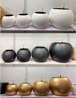 Pot Plastik Dekoratif Modern Bulat Gaya Nordic, Penyerap Air Otomatis, untuk Tanaman Rumah & Taman