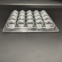 Boîte en plastique transparente pour chocolats, recyclable, 6 ou 20 compartiments, avec insert en blister à clapet