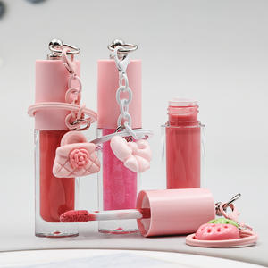 Logo personnalisé Vegan Lip Plumper Gloss Marque privée Brillant à lèvres Hydratant Mignon Brillant à lèvres Vente en gros en vrac Porte-clés Brillant à lèvres - Product Image 3