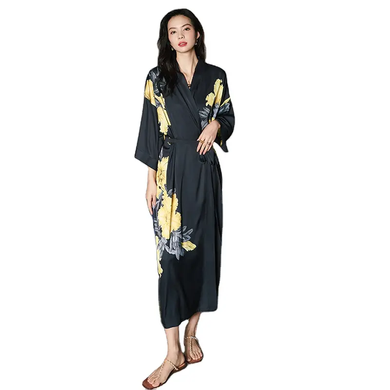 Moda baskı tasarımcısı elbiseler kadın pijama narin çiçek baskı kadınlar için pijama