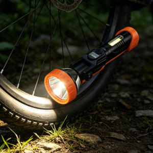 Lampe torche LED rechargeable par USB ultra-lumineuse avec lumière latérale COB, affichage numérique de la puissance, étanche, multi-modes, pour le camping - Product Image 6