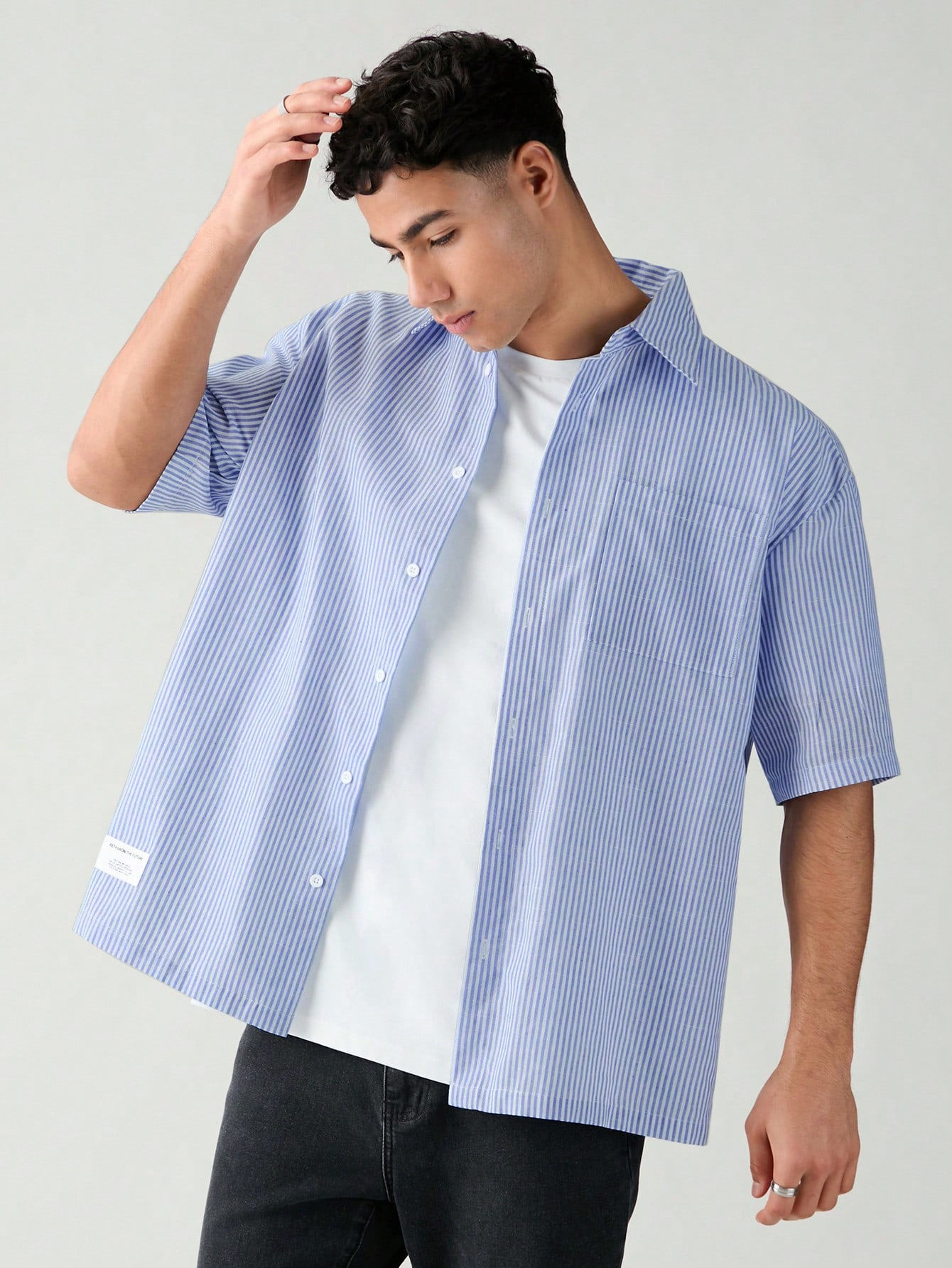 สีน้ำเงินกรมท่า