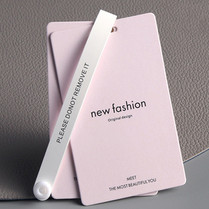 Thương Hiệu Logo Tùy Chỉnh Quần Áo Nhãn Quần Áo Thẻ Tùy Chỉnh Treo Thẻ Giá Màu Hồng Nhãn May Mặc Thẻ Với Logo - Product Image 3