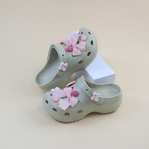 Zuecos con lazo bonitos para mujer, sandalias de verano con suela gruesa que aumentan la altura, antideslizantes, para la playa, con punta cerrada. - Product Image 4