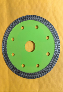 <span class=keywords><strong>Disque</strong></span> de coupe diamanté turbo à mailles ultra-fines pressé à chaud 105/115/<span class=keywords><strong>125</strong></span> <span class=keywords><strong>mm</strong></span> pour une coupe efficace des carreaux de céramique - Product Image 3