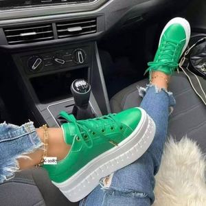 Chaussures de course en Pu pour femmes, baskets de sport, de <span class=keywords><strong>Jogging</strong></span>, décontractées, de couleur unie, simples, chics, vêtements quotidiens en plein air, grande taille 43 - Product Image 4