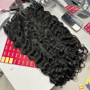 <span class=keywords><strong>ผม</strong></span>มนุษย์แบบมัดเป็นช่อ ขายส่ง เกรด 10A <span class=keywords><strong>ผม</strong></span>อินเดียแบบหยิก สำหรับผู้หญิงผิวสีดำ <span class=keywords><strong>ผม</strong></span>มนุษย์แบบเป็นช่อ 100% ไม่ผ่านการแปรรูป <span class=keywords><strong>ผม</strong></span>หยิกเป็นลอนเปียกๆ - Product Image 1