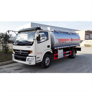 Capacidad <span class=keywords><strong>de</strong></span> aceite diésel 12000 litros <span class=keywords><strong>4000</strong></span> <span class=keywords><strong>galones</strong></span> 4x2 8x4 <span class=keywords><strong>camión</strong></span> <span class=keywords><strong>cisterna</strong></span> <span class=keywords><strong>de</strong></span> reparto <span class=keywords><strong>de</strong></span> aceite <span class=keywords><strong>combustible</strong></span> usado para la venta - Product Image 3