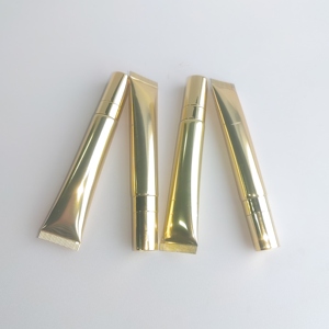 Repulpeur de lèvres végétalien, sans cruauté, longue tenue, hydratant, liquide, 15ml, format échantillon, logo personnalisé, action rapide, inoffensif - Product Image 4