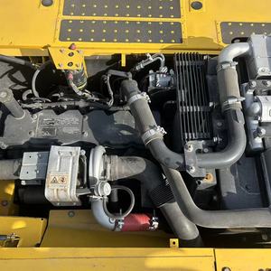 รถขุดตีนตะขาบ Komatsu PC240 มือสอง ปี 2024 เครื่องยนต์ Cummins ชั่วโมงการใช้งานต่ำ บำรุงรักษาอย่างดี ปั๊มไฮดรอลิกและเกียร์สำหรับงานดิน - Product Image 2