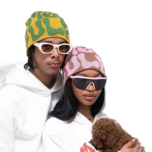 2023 вязаные шапки - Product Image 2